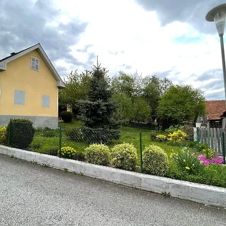 Holiday home Klein Und Fein *